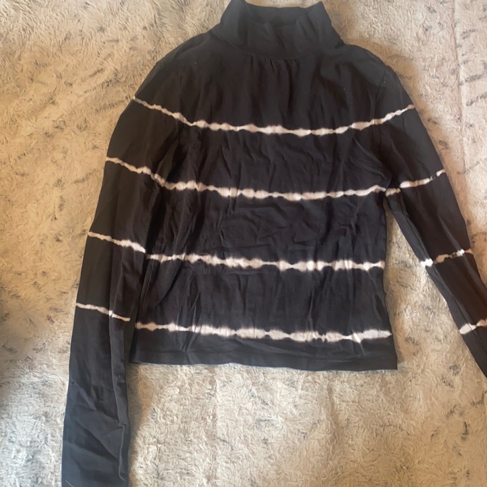Wild fable turtleneck crop top